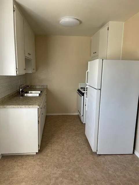 17-401 I Ave #14-15