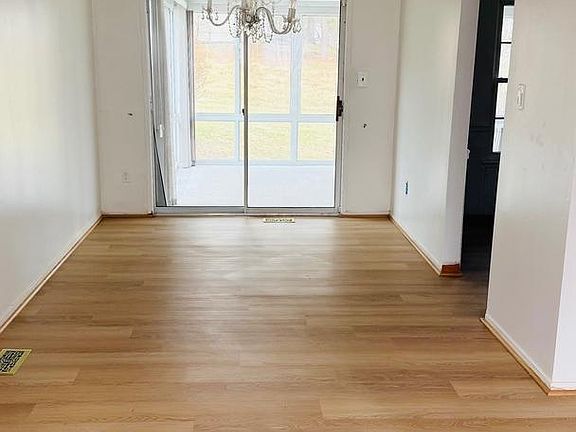 5th image of 6915 Bugledrum Way