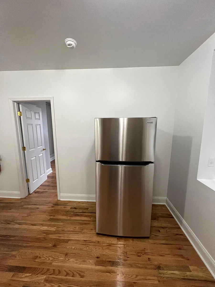 Building Photo - 155 Ridge Ave #1F