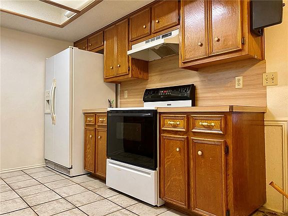 4th image of 114 Hycrest Dr
