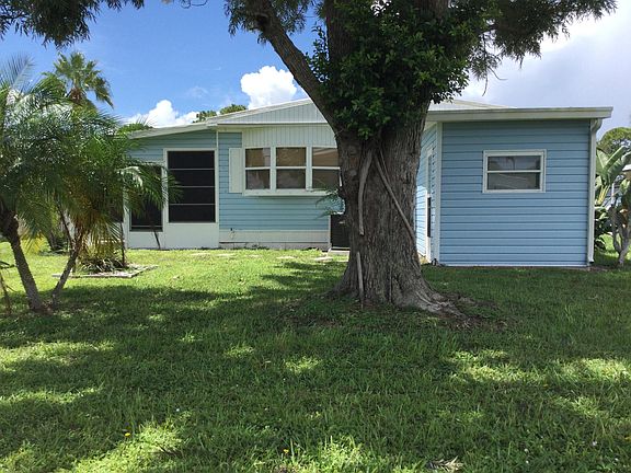 2nd image of 114 Camino Del Rio