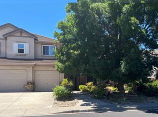 912 Fallsgrove Way, Vacaville, CA 95687
