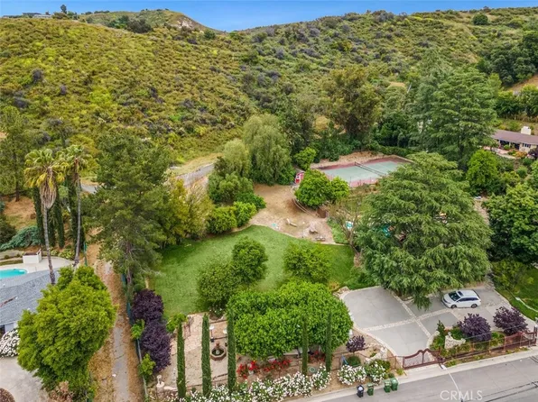4240 Natoma Ave #130, Woodland Hills, CA 91364