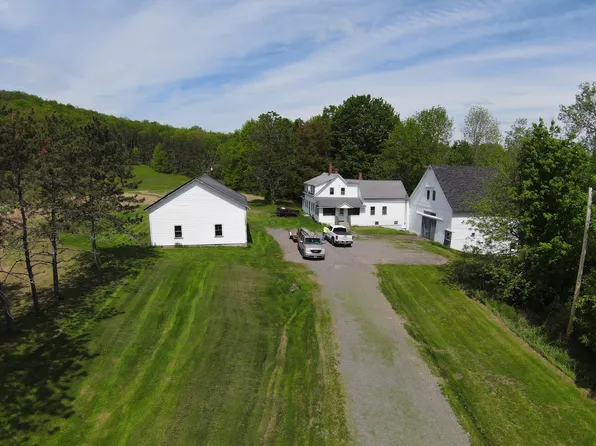 17 Houston Road, Plymouth, ME 04969