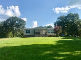 18 Vinson Dr, Ellisville, MS 39437