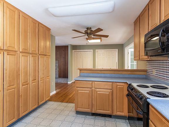 66 Woodland Drive