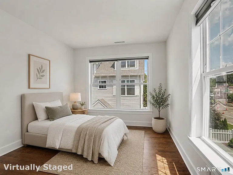 604 Newfield Ave #B — Photo 16