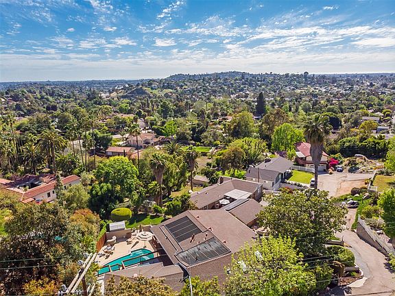 3rd image of 9455 Alto Dr