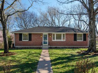 95 Vaden Dr, Nashville, TN 37211
