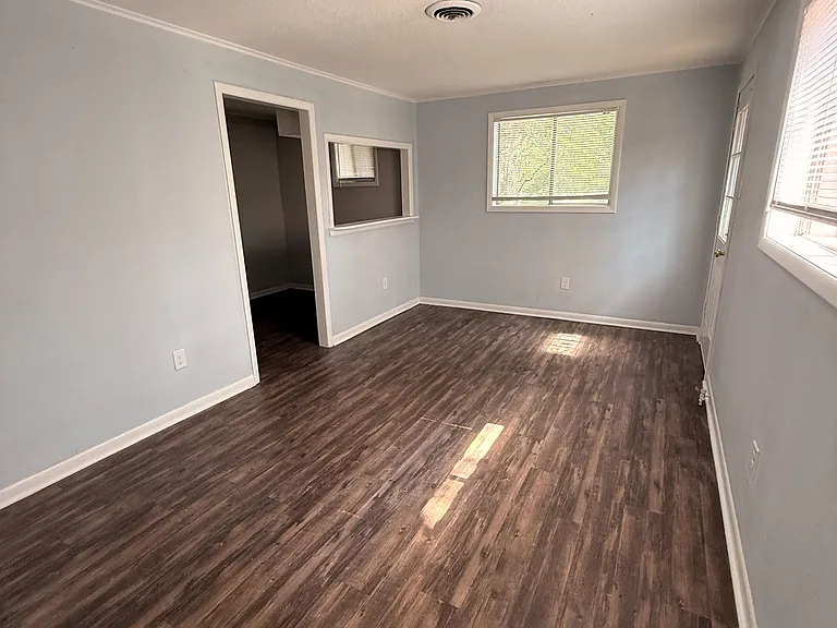 3692 Huntingdon Ln — Photo 6