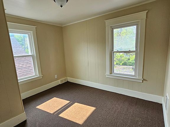 5th image of 2405 Linwood Ave