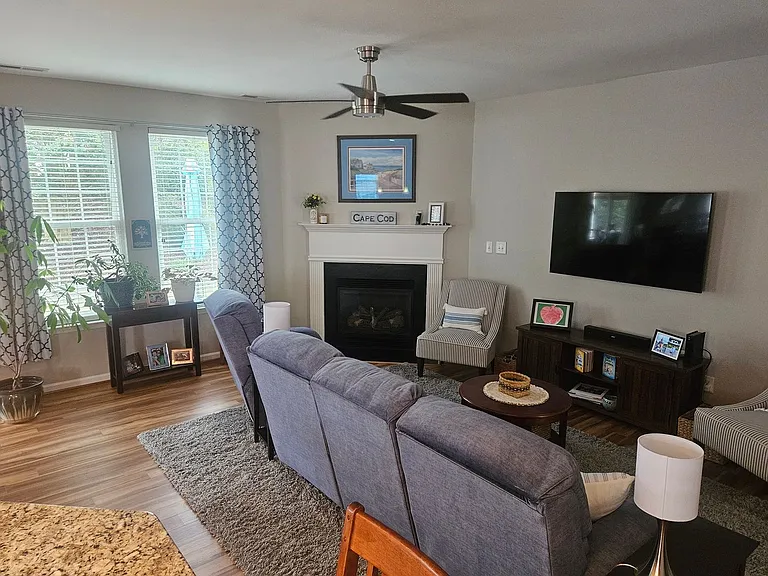 1432 Dairy Glen Dr — Photo 5