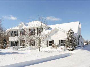 9298 Sitka Spruce Ct, Clarence Center, NY 14032