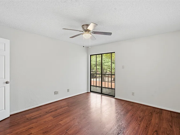 10110 Forum West Dr #321 — Photo 12