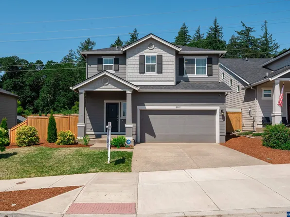 2982 Christina St NW, Salem, OR 97304