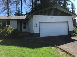 522 N Comstock Rd, Sutherlin, OR 97479