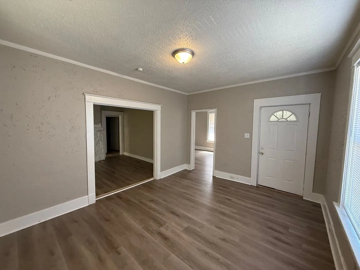 More Space to Love! 2-Bedroom Home in Midtown Memphis — Photo 2