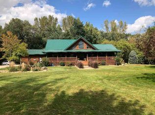 18216 50th St, Oelwein, IA 50662