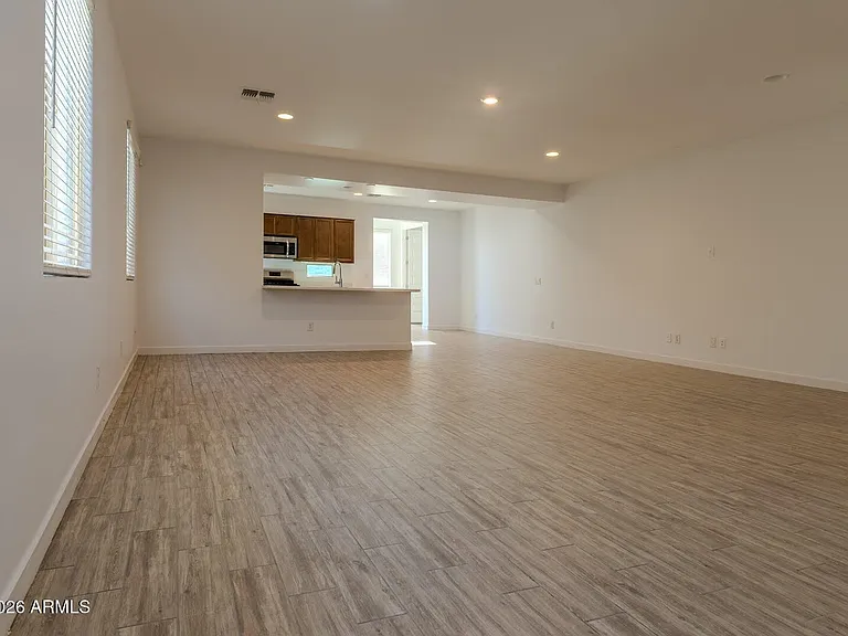 3830 S 64th Dr — Photo 7
