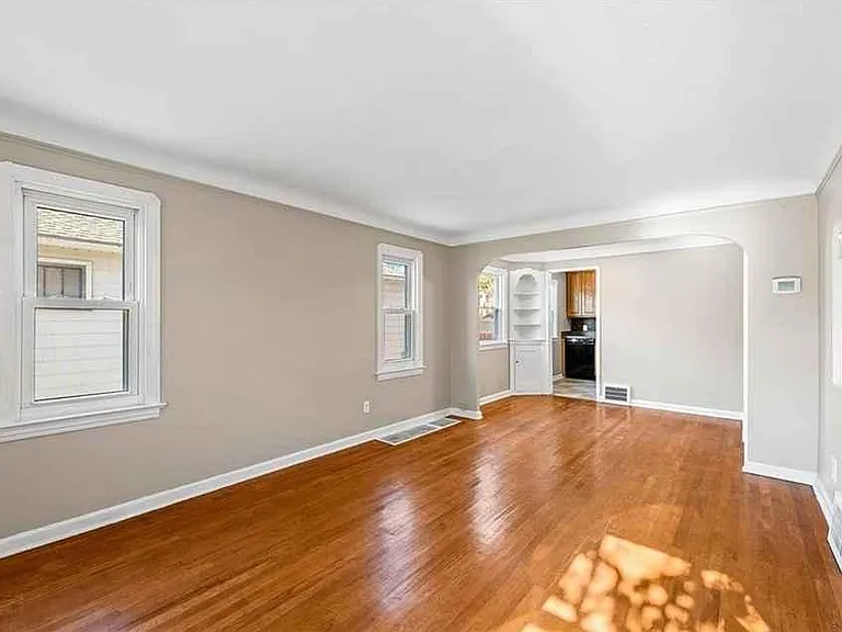 6906 Gerald Ave — Photo 8