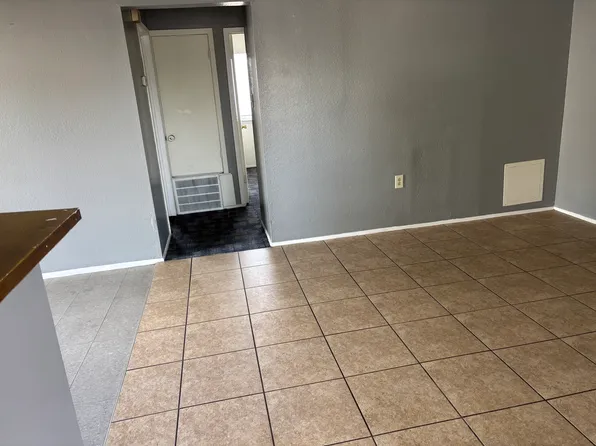 4900 Merritt Cir #Z, Austin, TX 78744