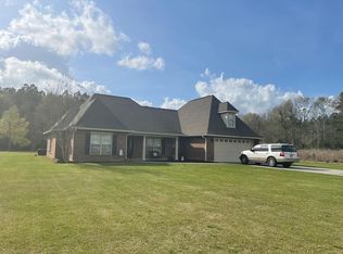23001 Edwyna Dr, Picayune, MS 39466