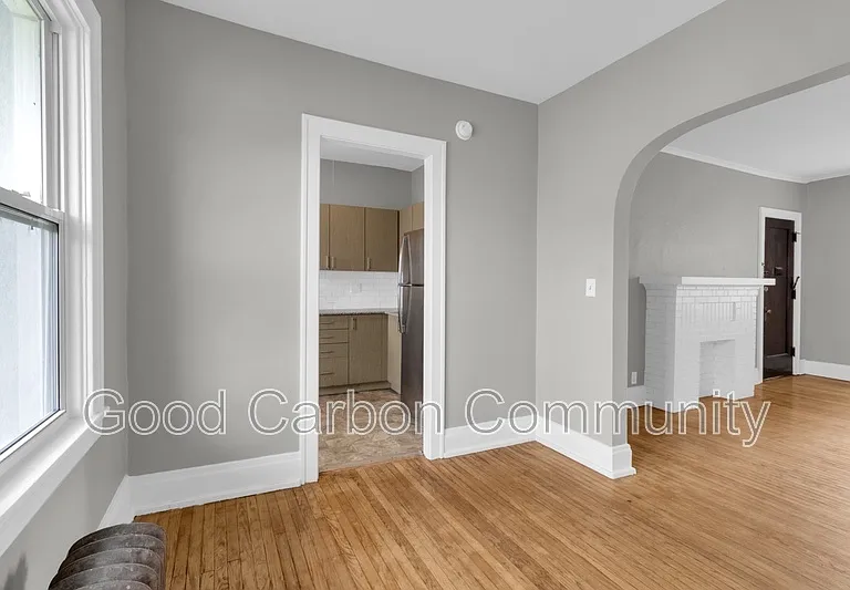 2096 Delaware Ave #7 — Photo 6