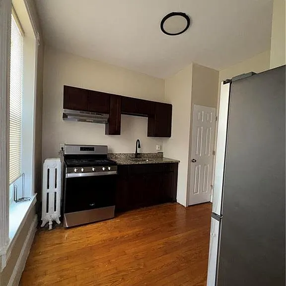 1036 W Linden St #2 — Photo 9