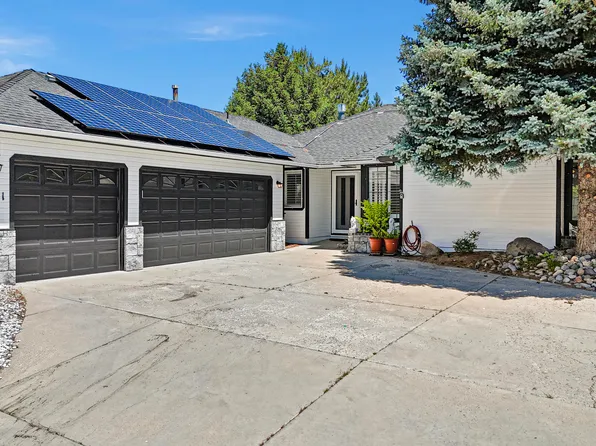 3531 Smoketree Ave, Carson City, NV 89705