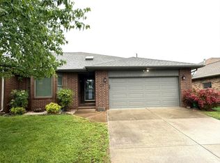 1443 E Powell Street, Springfield, MO 65804