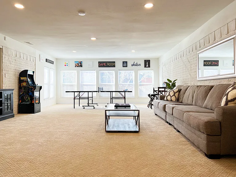 9241 Markanne Dr — Photo 30