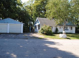 7556 Division Ave S, Grand Rapids, MI 49548