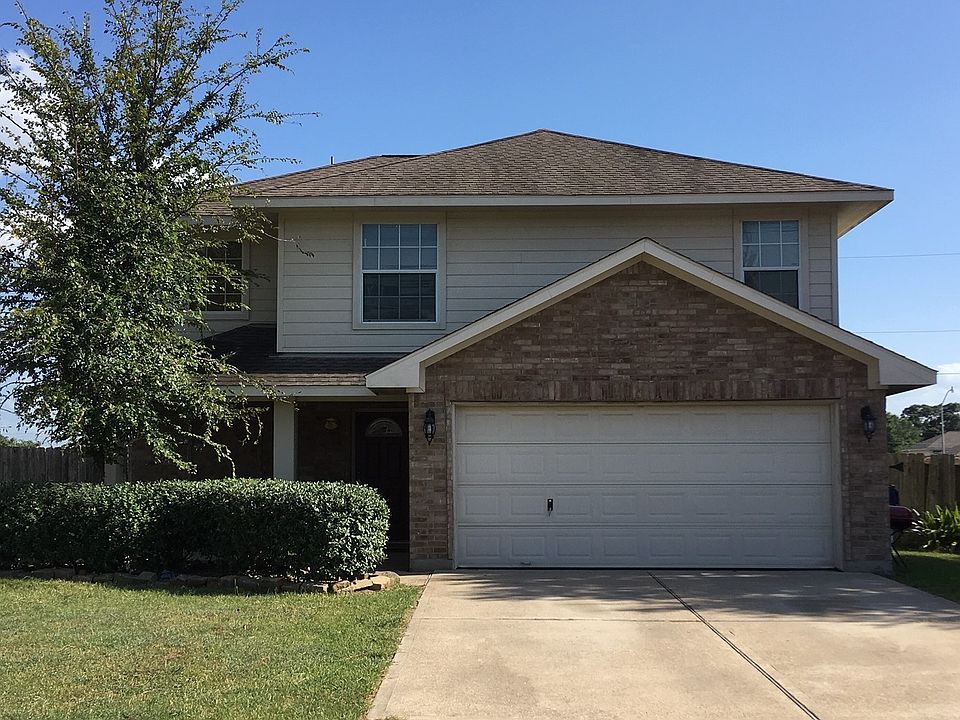 1st image of 703 Heritage Dr