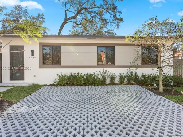 4518 NW 4th St, Miami, FL 33126