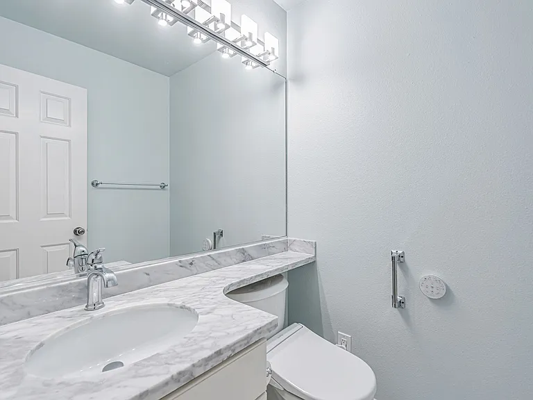 1103 Emerald Bay Ln — Photo 14