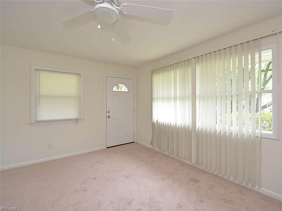 3rd image of 2110 Hardie Ct