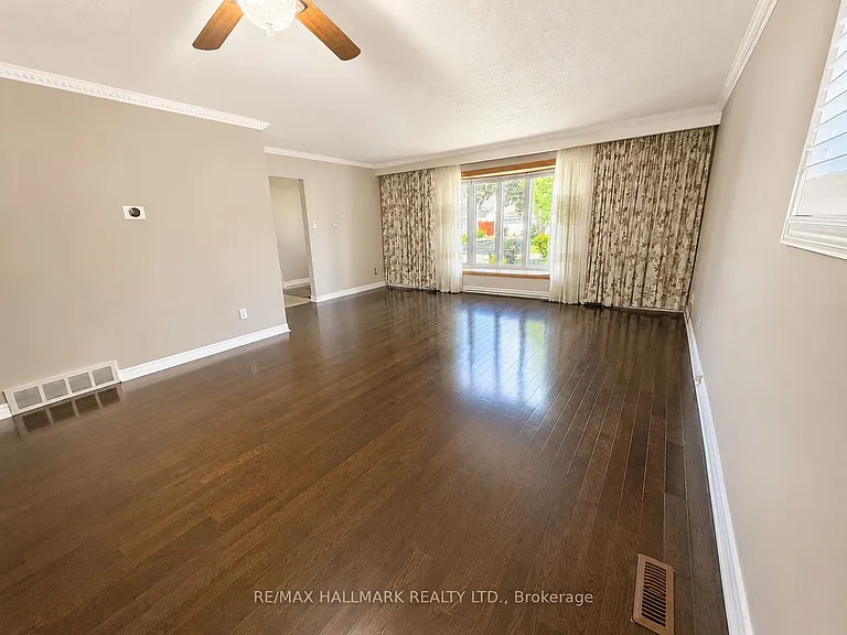 29 Charles Tupper Dr — Photo 5