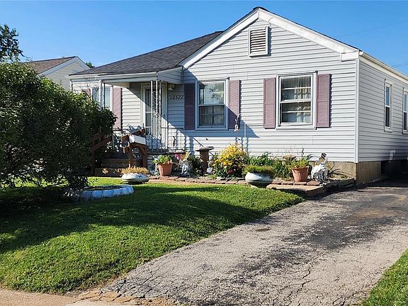 2nd image of 10622 Saint Philip Ln