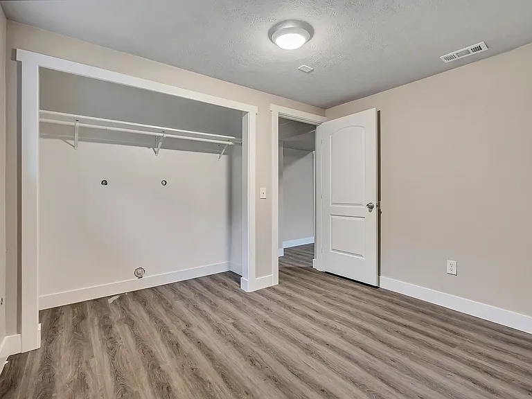 1229 S Emery St #A — Photo 22