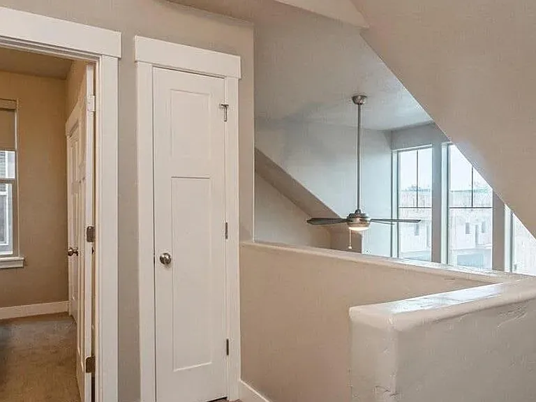 343 Park Blvd — Photo 14