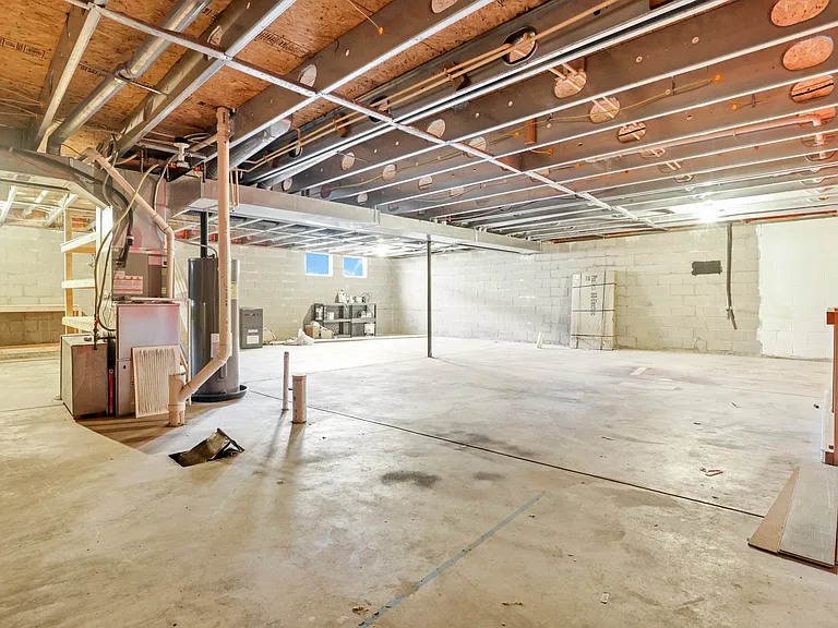 920 Sara Ct #920 — Photo 39