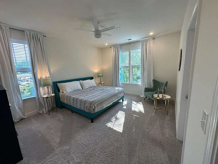 400 Simeon Dr — Photo 18
