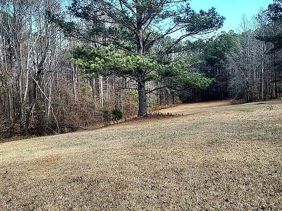 4th image of 726 Jefferies Rd