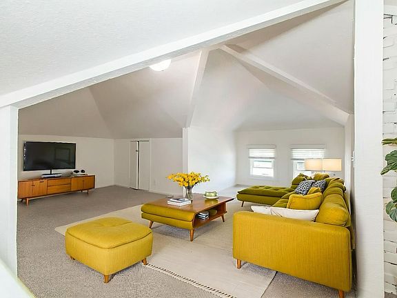 2nd image of 2208 Julian Ave #0