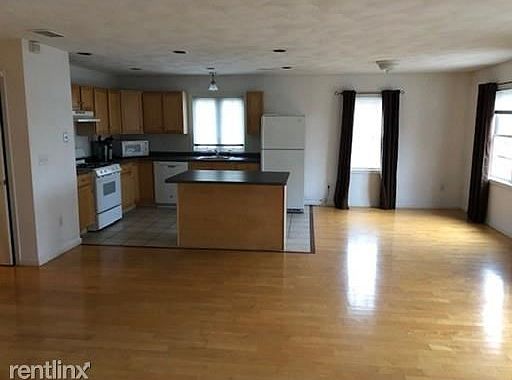 179 Calumet #2 Boston - Mission Hill Shared Unit Photo 2