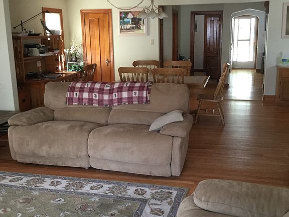 5th image of 11037 S Saint Louis Ave