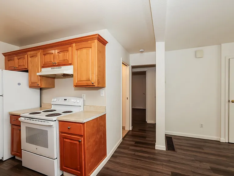 5851 Vallejo St #B — Photo 14