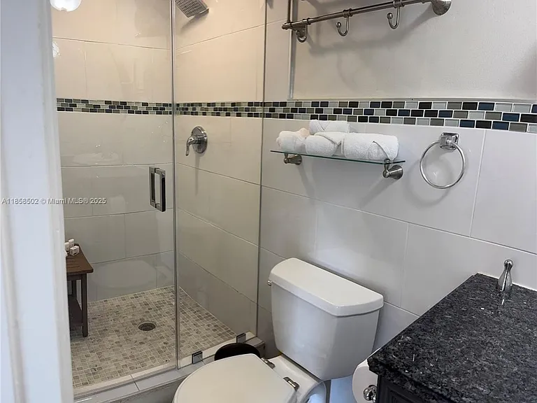 1301 Grouper Dr #A — Photo 5