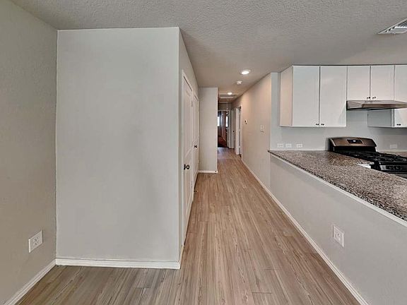4th image of 5502 Verdugos Pl