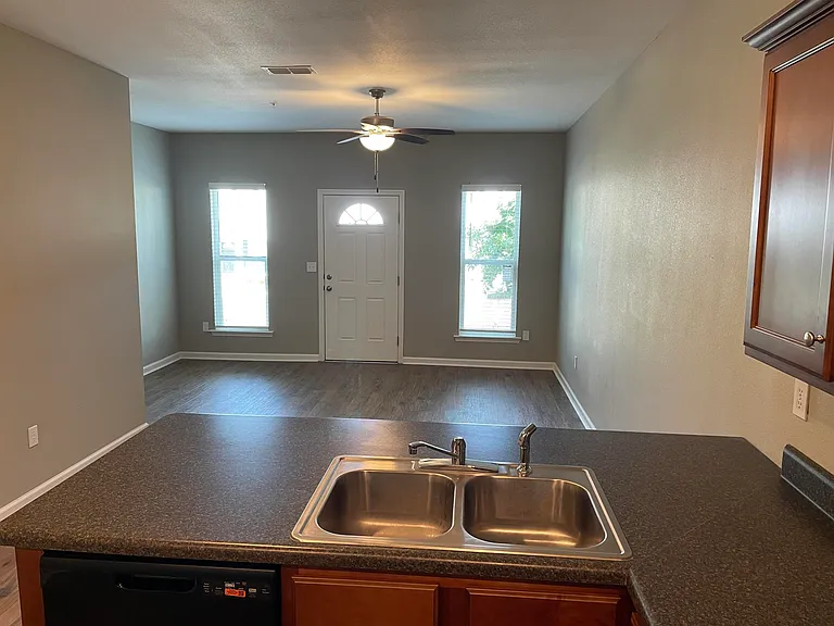 2249 Del Carmel Way — Photo 6